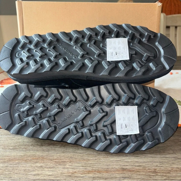 BEARPAW Boots NIB - Picture 8 of 11